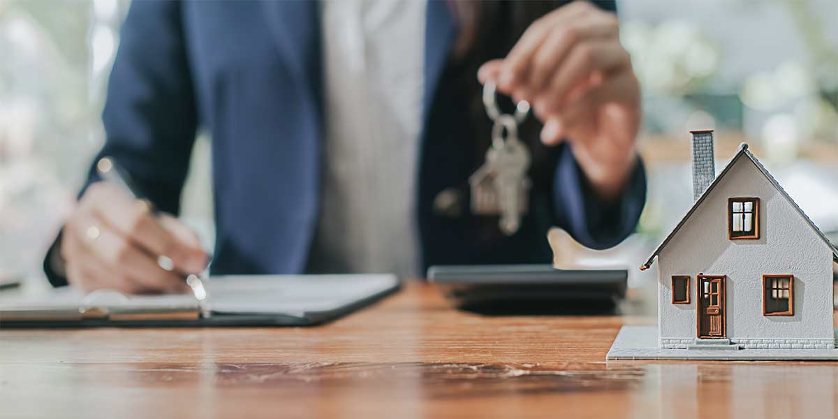 Exploring Career Opportunities with a Florida Real Estate License