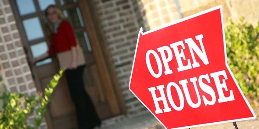 How Real Estate Agents Use Open Houses to Build Their Business in Florida
