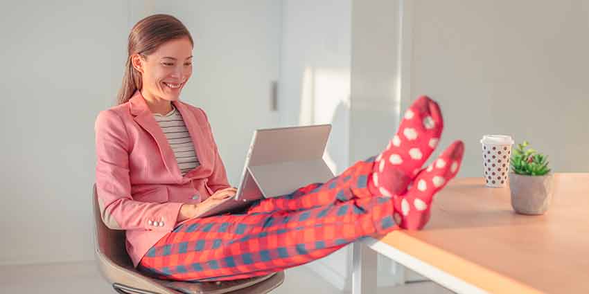 Online Real Estate Courses: Because Pajamas Deserve a Career Too