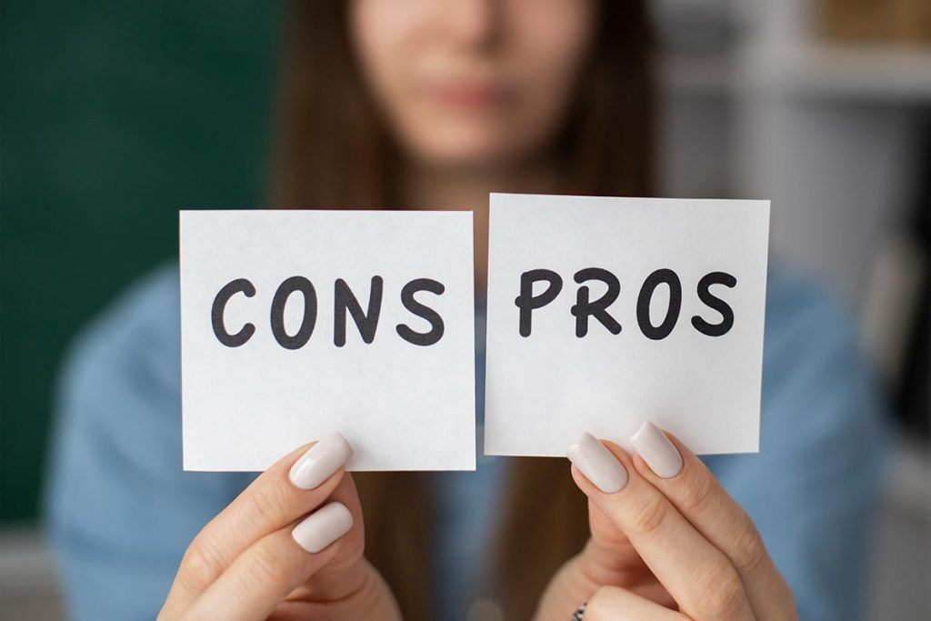 Pros and Cons of Being a Commercial Real Estate Agent