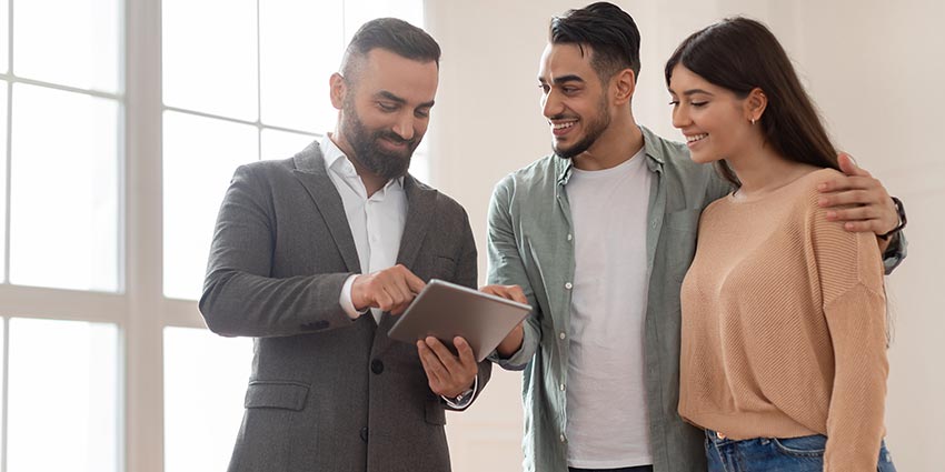 The Seller Is Home During the Showing. Now What?