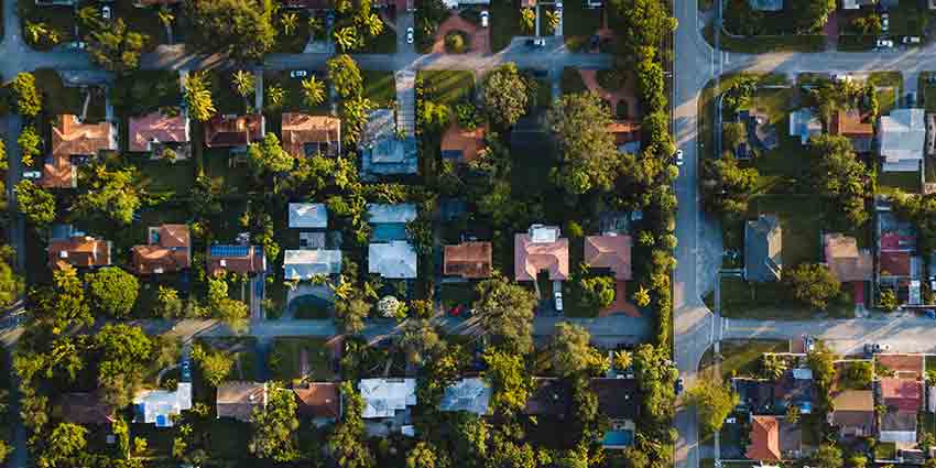 What Can You Say About a Neighborhood?