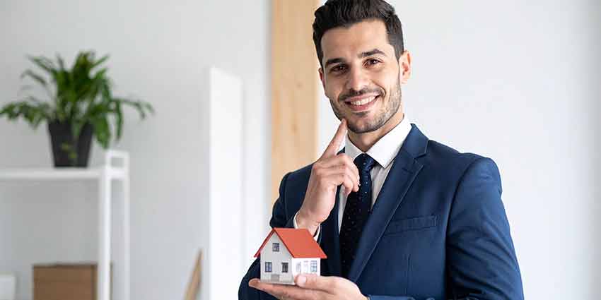 What Real Estate Agents Do on a Slow Week in Florida